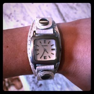 Fossil leather band watch